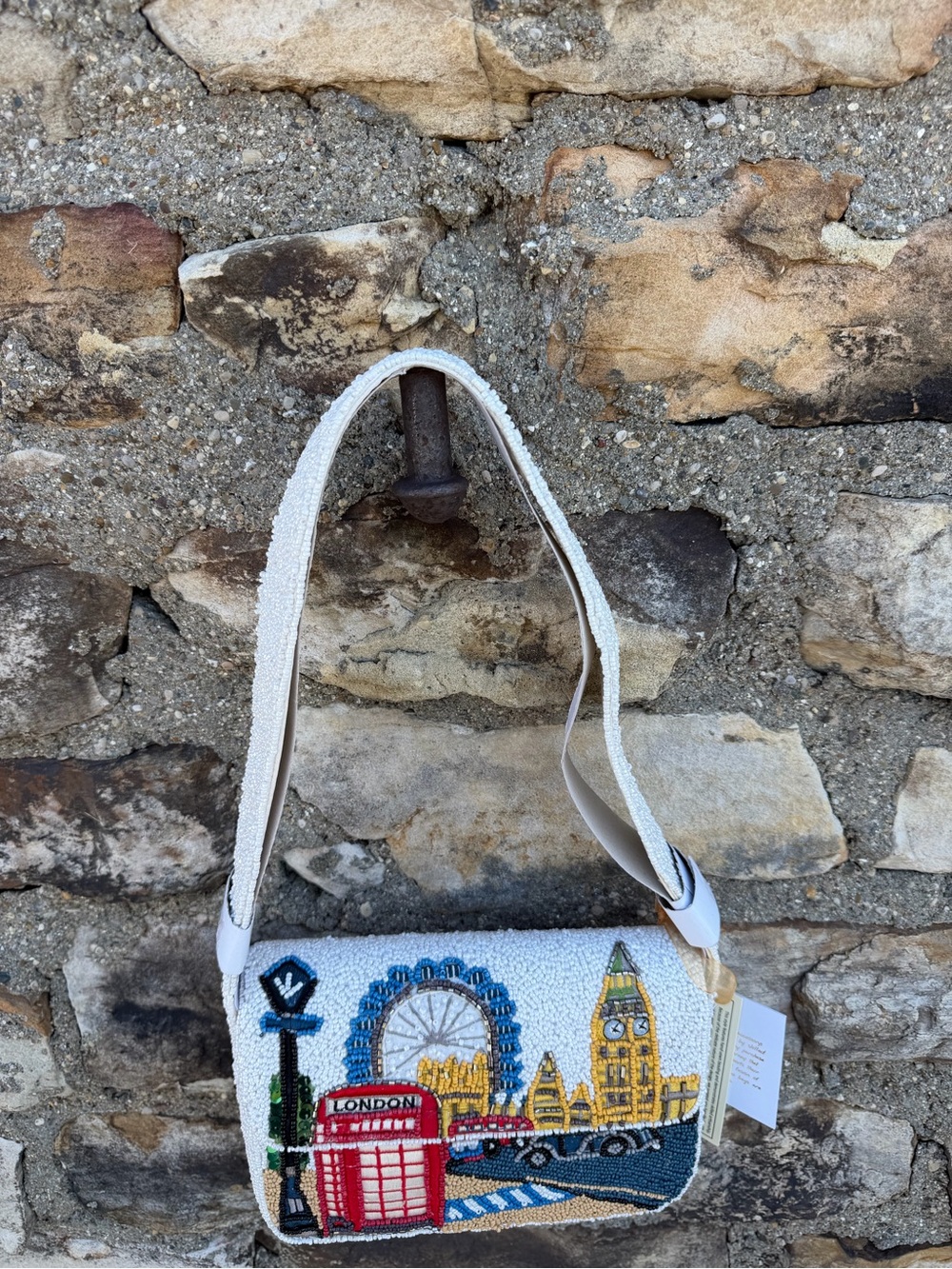 NWT Beaded London Purse bag VIRAL